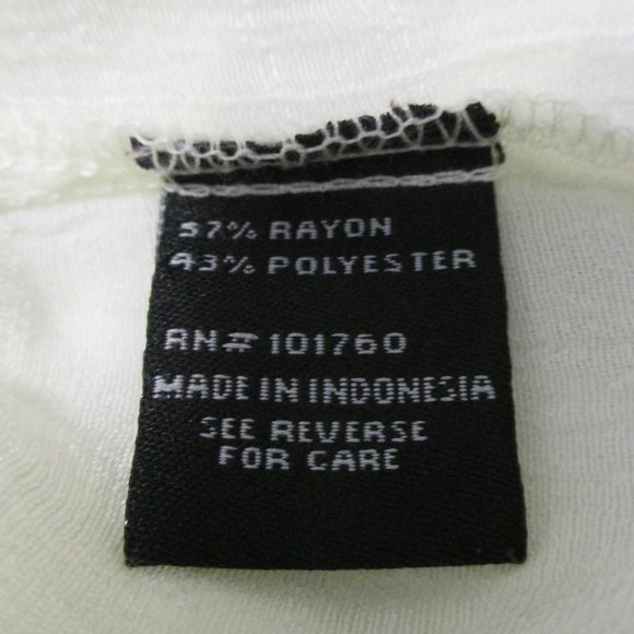 Ava & Grace top cream color lightweight feminine V neck prairie look size 1x - Picture 3 of 7